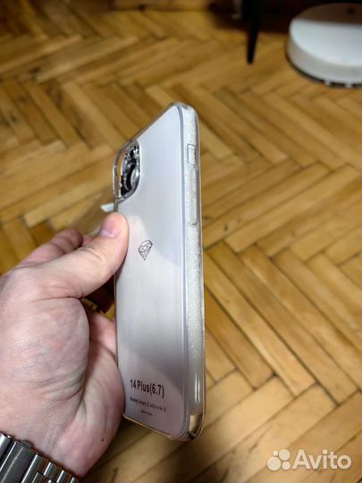 Защитный чехол на iPhone 14 plus и не только