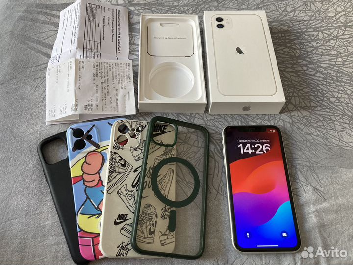 iPhone 11, 64 ГБ