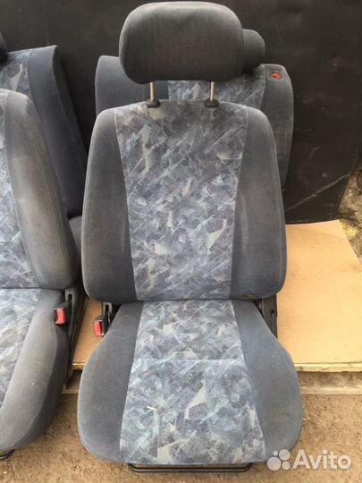 Сиденья тойота Carib ае111-115