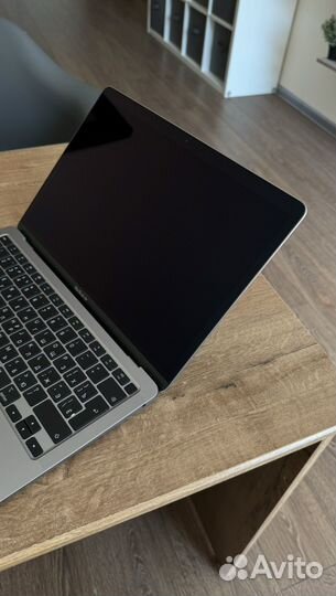 Apple macbook air 13 2020 i7 16/1Tb