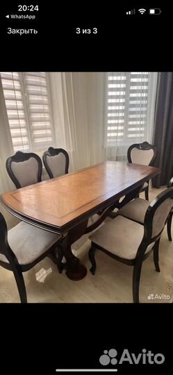 Стол без стульев