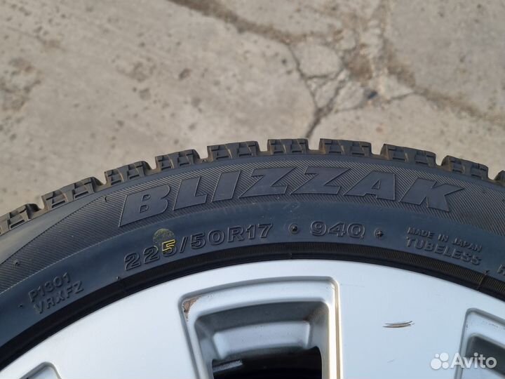 Bridgestone Blizzak VRX 225/50 R17
