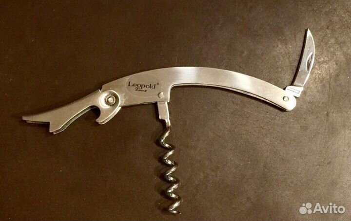 Ведро и держатель на столе д/шампанского