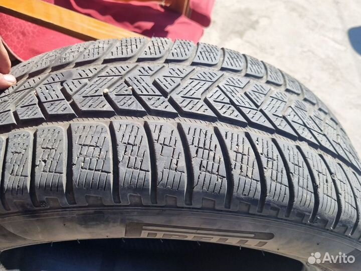 Pirelli Scorpion Winter 235/55 R20