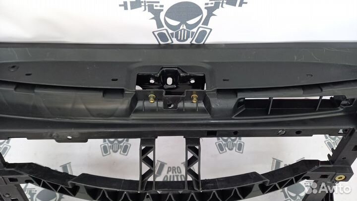 Панель передняя Polo 5