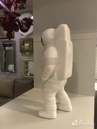 232370 Статуэтка Космонавт