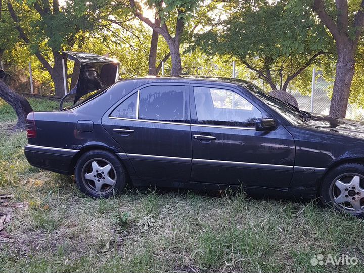 Mercedes-Benz C-класс 2.0 AT, 1994, 376 000 км