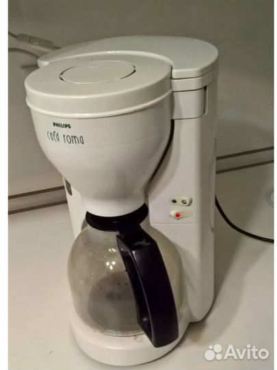 Кофеварка работает