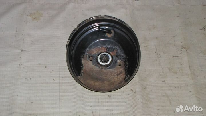 Усилитель тормозов вакуумный Митсубиси Каризма