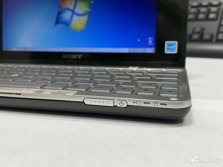 Sony Vaio VGN-P11ZR (коллекционный)