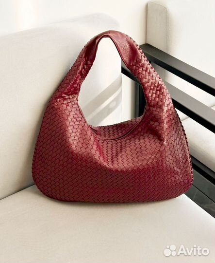 Сумка хобо плетеная винного цвета