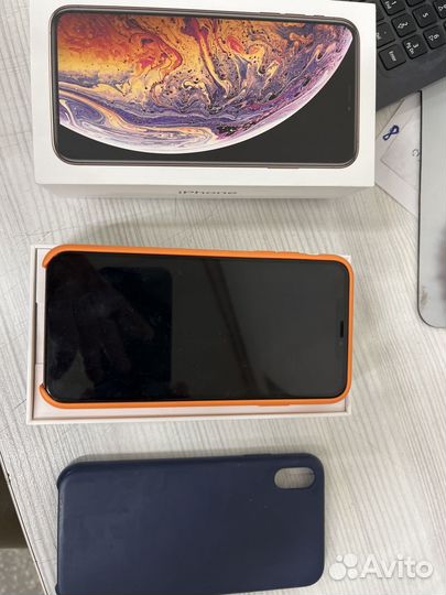 iPhone Xs Max, 64 ГБ