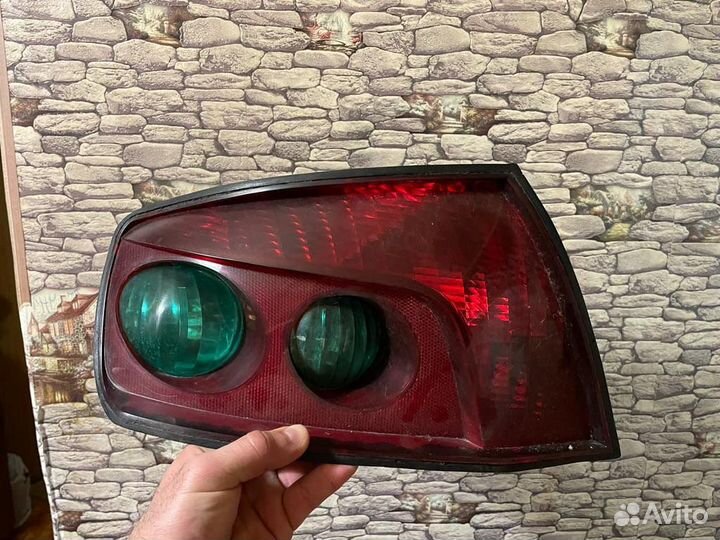 Фара задняя левая