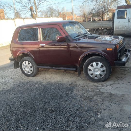 LADA 4x4 (Нива) 1.7 МТ, 2014, 70 000 км