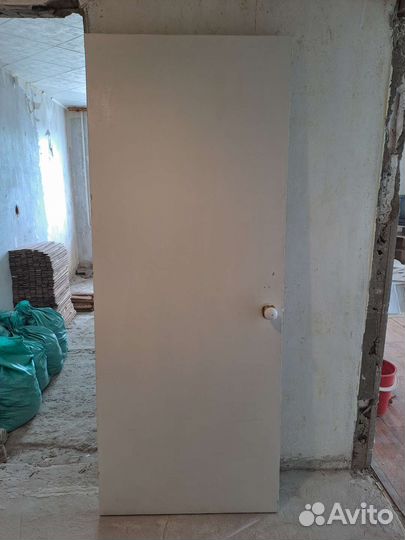 Двери межкомнатные (3 шт.)