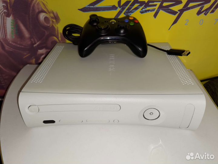 Игровая консоль Xbox 360