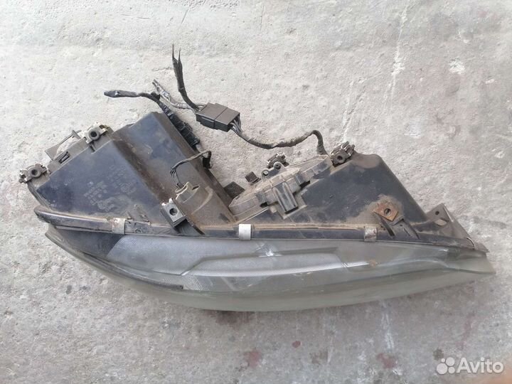 Фара Мазда 6