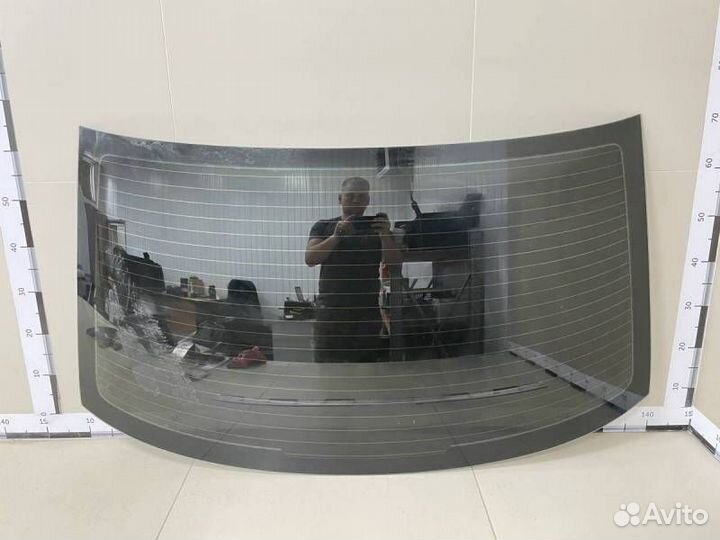 Стекло заднее Volkswagen Polo Sed RUS 2011