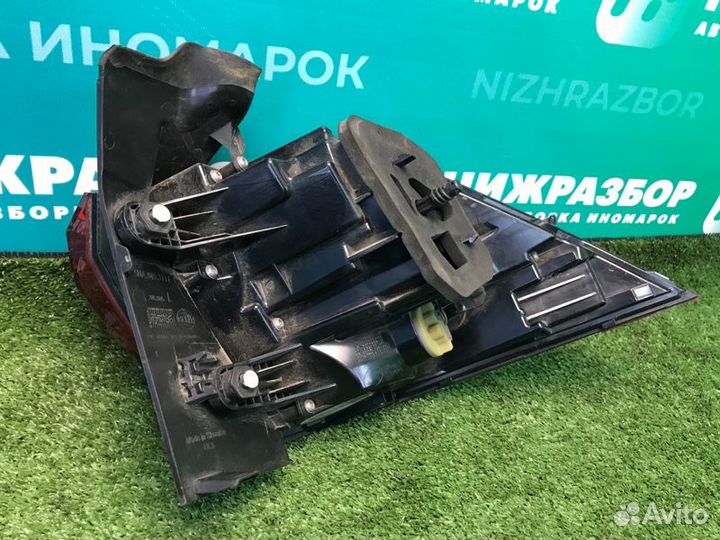 Фонарь наружный задний левый Volkswagen Tiguan 2