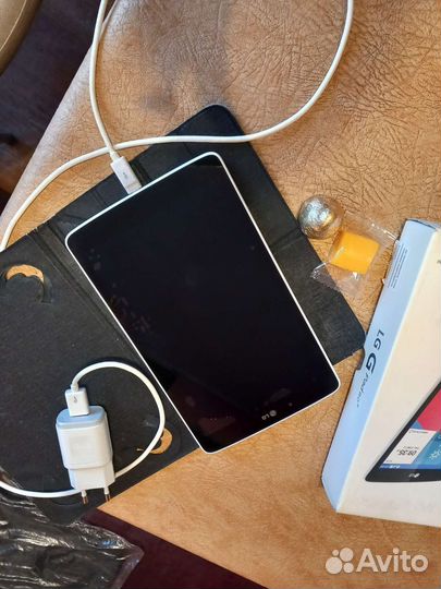 Планшет LG G Pad 8