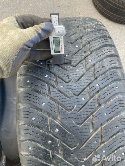 Nokian Tyres Hakkapeliitta 8 SUV 275/45 R21 110T