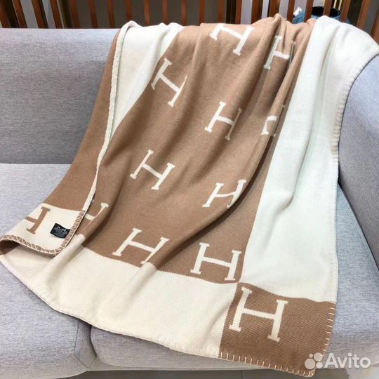 Пледы премиум