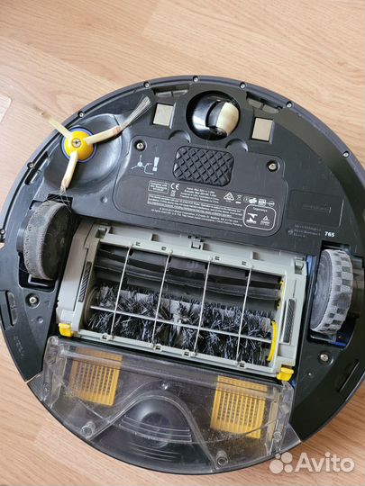 Робот пылесос iRobot Roomba 765