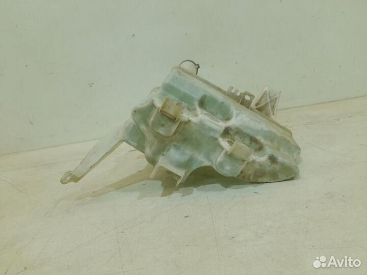 Бачок омывателя Toyota Camry 50 2011-2018