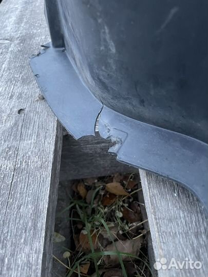 Локер нижний левый Skoda Octavia A5 FL