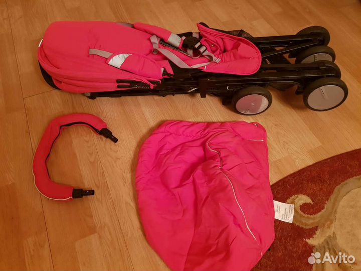 Прогулочная коляска трость