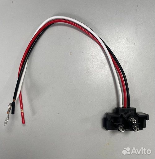 Кабель электрический 3х контактный заднего фонаря