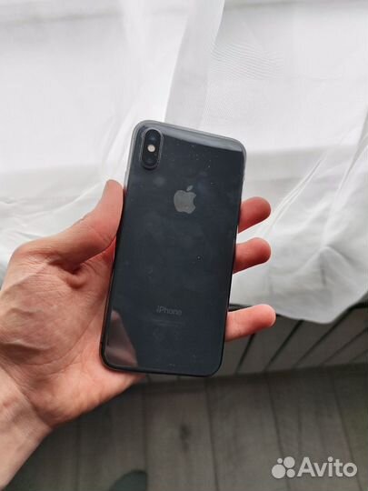 iPhone X, 64 ГБ