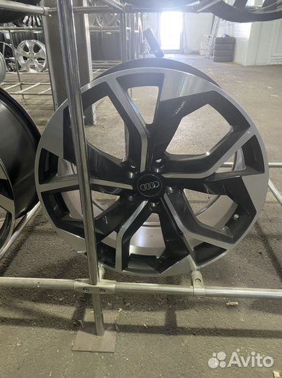 Комплект дисков R20 5*112 audi