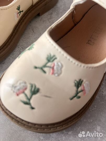 Туфли на девочку 27 размер