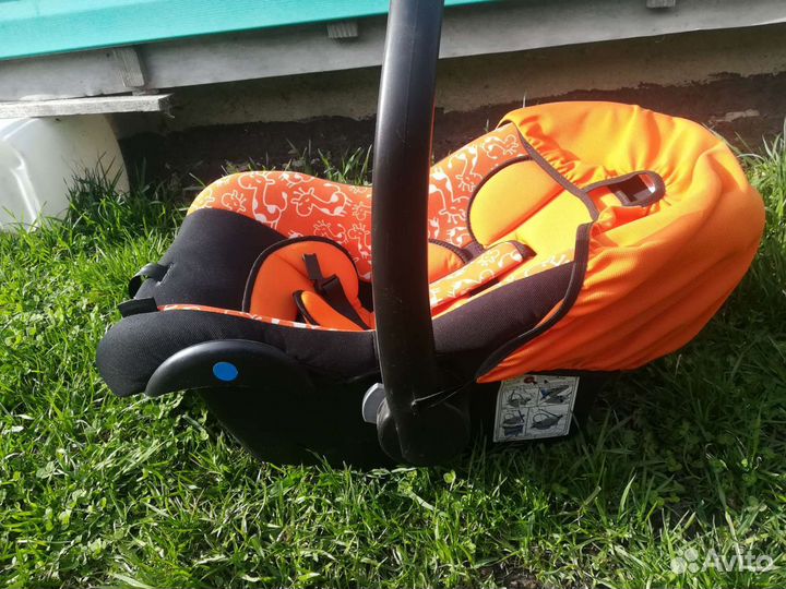 Детское автокресло