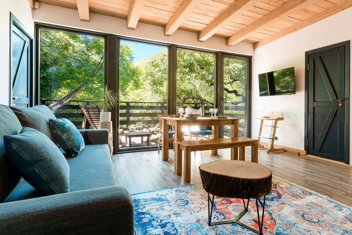 2-к. апартаменты, 75 м², 1/2 эт.