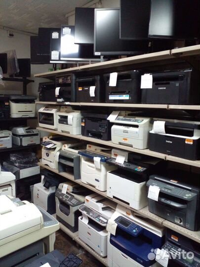 Цвет лазер принтер Hр 251n + картриджи гарантия