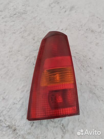 Задний фонарь ford focus