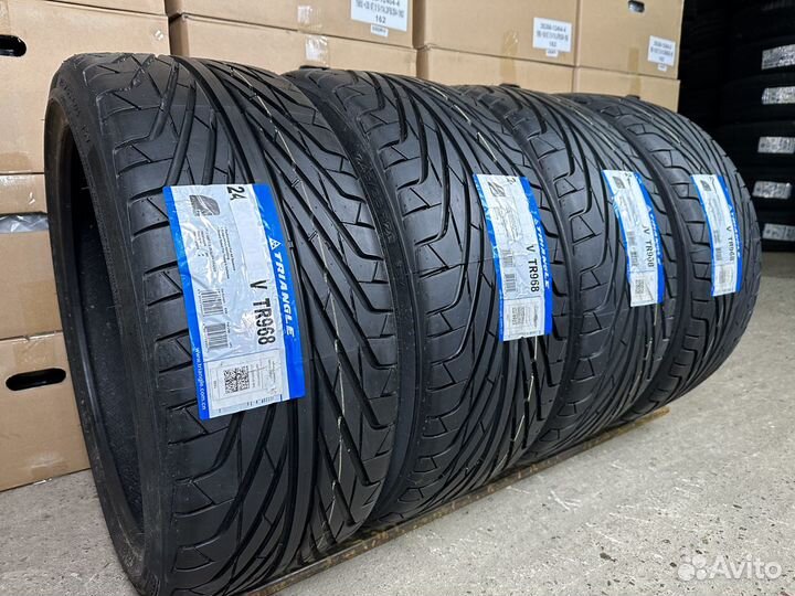 Triangle TR968 215/35 R19 85W