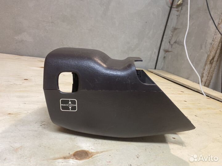 Кожух рулевой колонки Toyota Carina ED st202