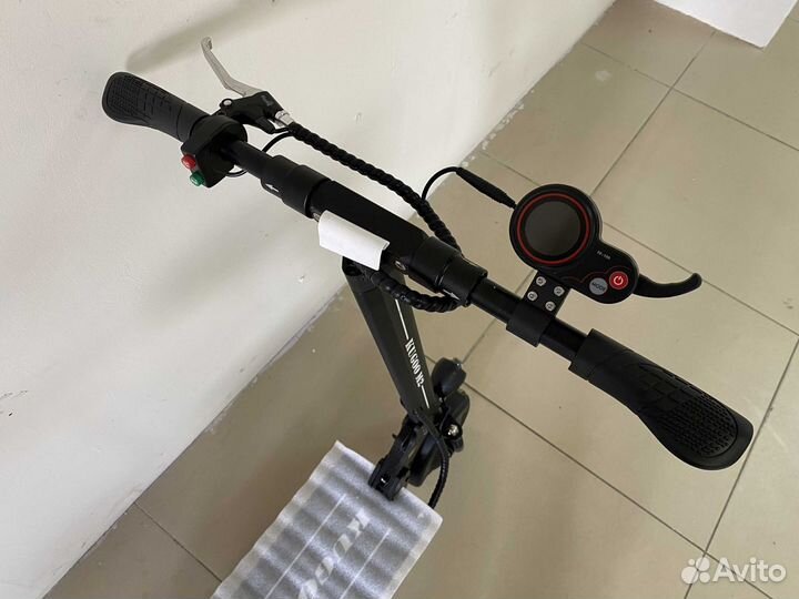 Электросамокат kugoo M2 350W 8AH