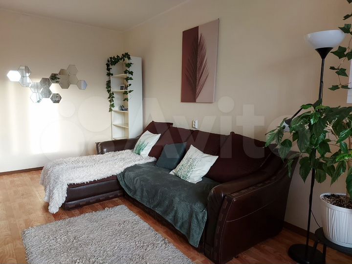 2-к. квартира, 61 м², 10/10 эт.