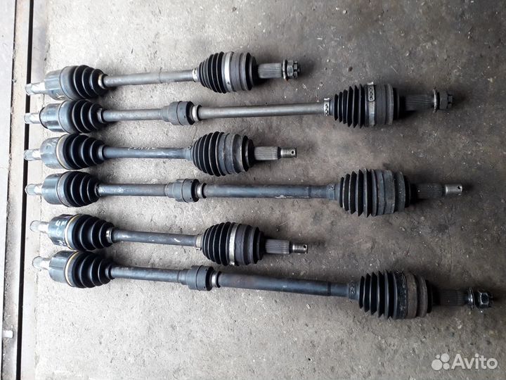 Привод лансер 10