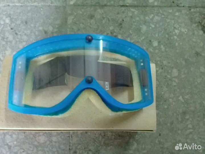 Очки защитные