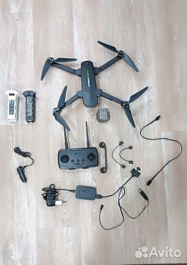 Квадрокоптер hubsan zino pro