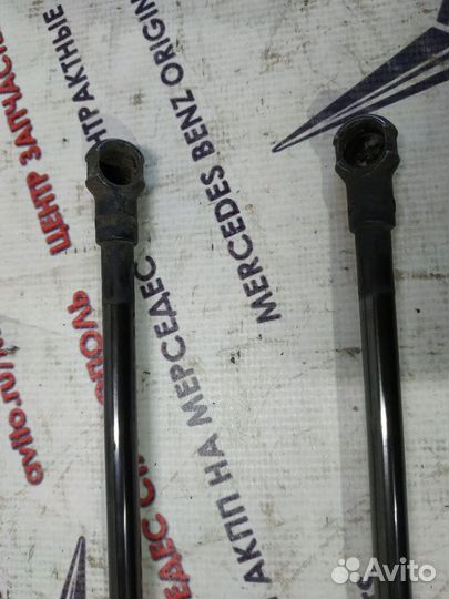 Амортизатор капота w210 Mercedes