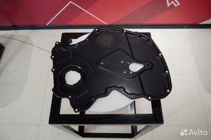 Крышка двигателя / крышка цепи грм Fiat Pratico