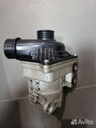 Помпа бмв BMW X5 X6 e70 e71