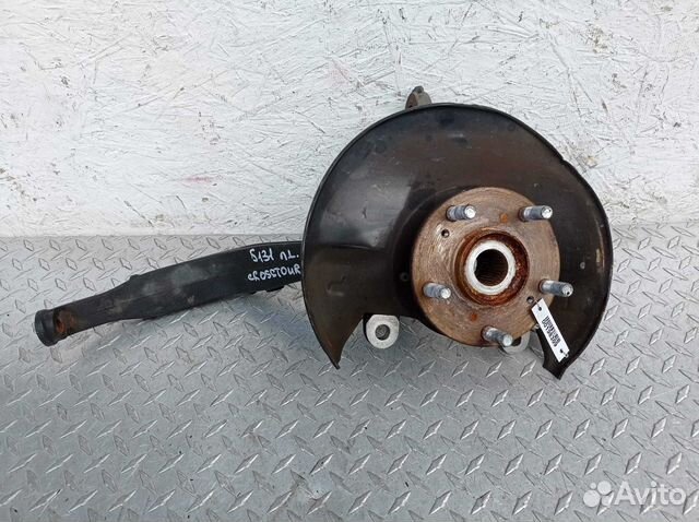 Кулак поворотный левый Honda Crosstour TF