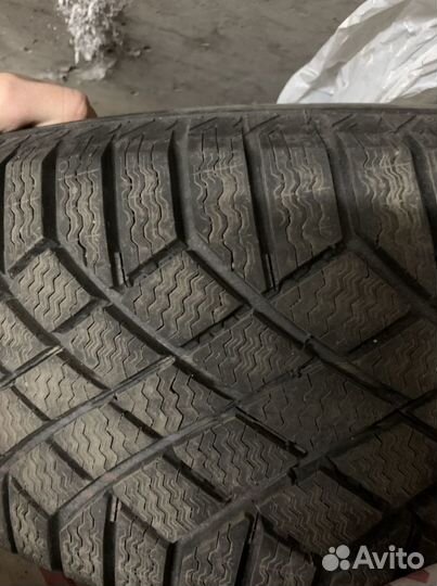 Continental ContiVikingContact 7 205/60 R16 96T